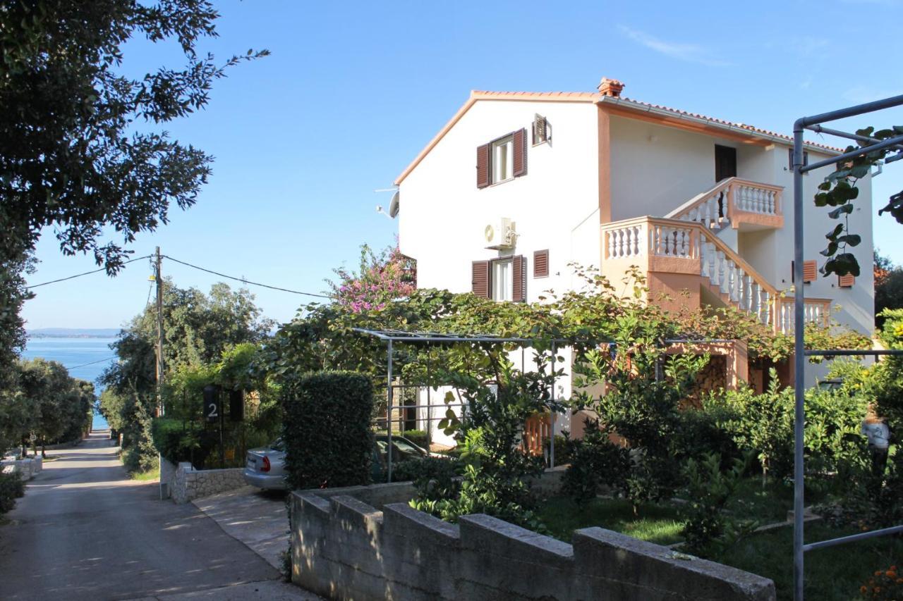 Family Friendly Seaside Apartments Kozino, Zadar - 5749 Petrcane Exterior foto