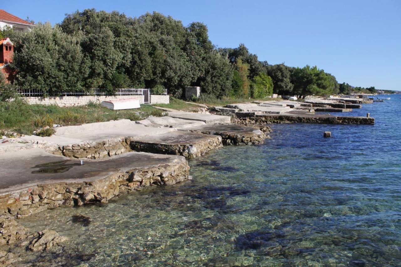 Family Friendly Seaside Apartments Kozino, Zadar - 5749 Petrcane Exterior foto