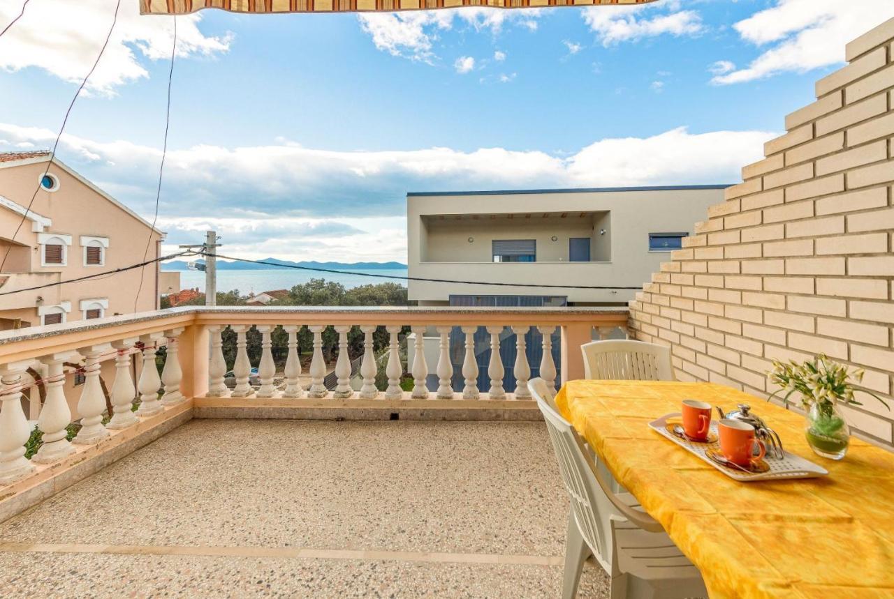 Family Friendly Seaside Apartments Kozino, Zadar - 5749 Petrcane Exterior foto