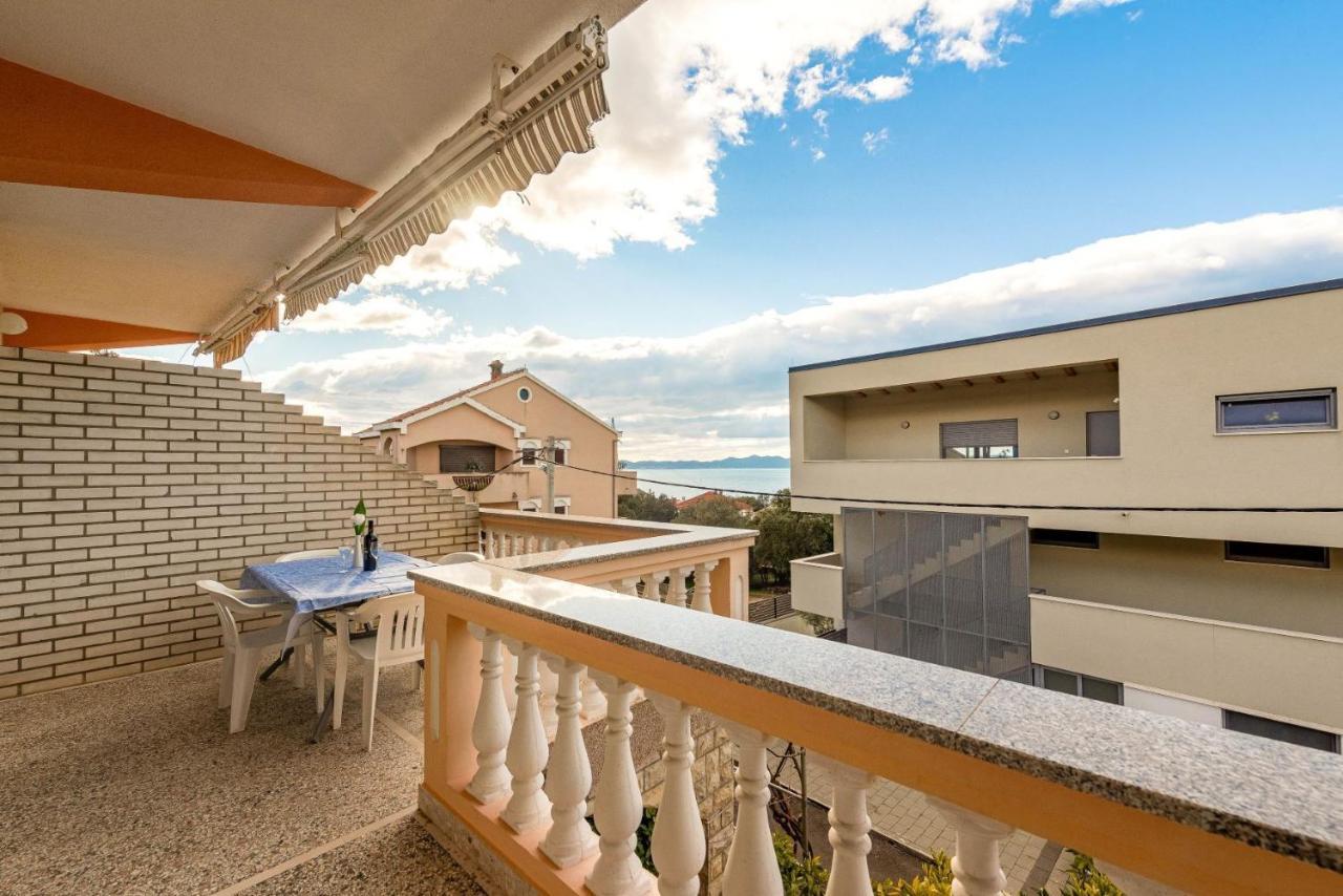 Family Friendly Seaside Apartments Kozino, Zadar - 5749 Petrcane Exterior foto